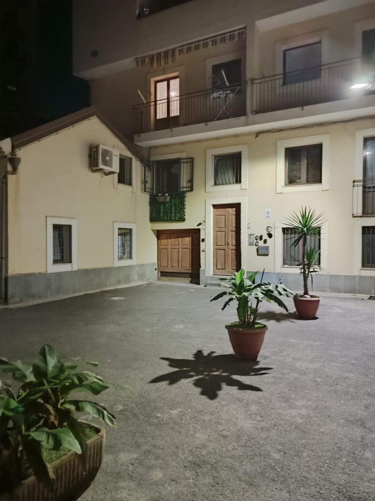Didi House Duomo Apartman Catania-Fontanarossai nemzetközi repülőtér Kültér fotó